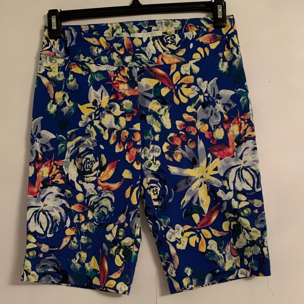 Juniper+Lime Multicolor Stretch Bermuda Walking Women Shorts Size 6
